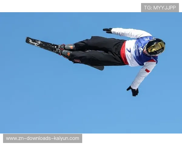 李心鹏夺自由式滑雪空中技巧世界杯冠军,中国男队表现亮眼 李心鹏夺自由式滑雪空中技巧世界杯冠军,中国男队表现亮眼